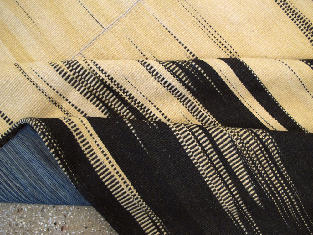 Modern Turkish Flatweave Kilim , No.27159 - Galerie Shabab