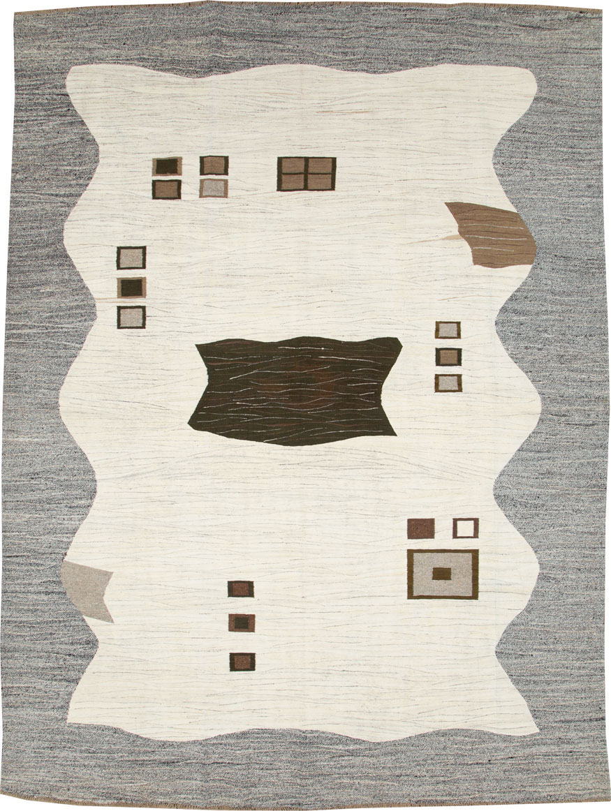 Modern Turkish Flatweave Kilim Room Size Carpet, No.27164 - Galerie Shabab
