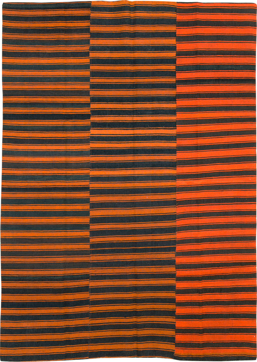 Vintage Turkish Flatweave Kilim Accent Rug, No.27175 - Galerie Shabab