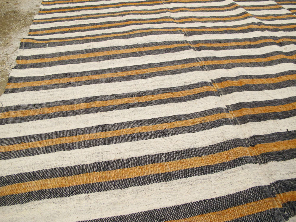 Vintage Turkish Flatweave Kilim, No.27185 - Galerie Shabab