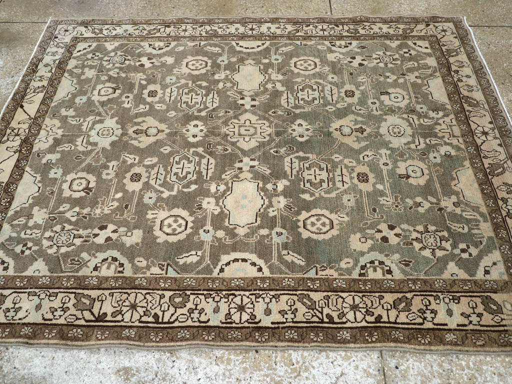 Vintage Persian Malayer Accent Rug, No.27189 - Galerie Shabab