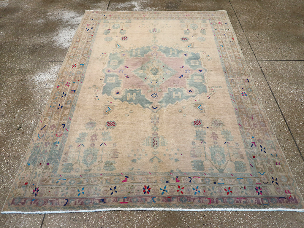 Vintage Persian Afshar Rug, No.27191 - Galerie Shabab