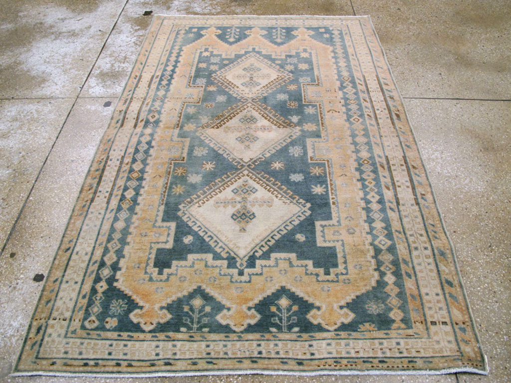 Vintage Persian Afshar Rug, No.27197 - Galerie Shabab