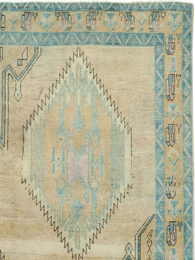 Vintage Persian Afshar Rug, No.27210 - Galerie Shabab