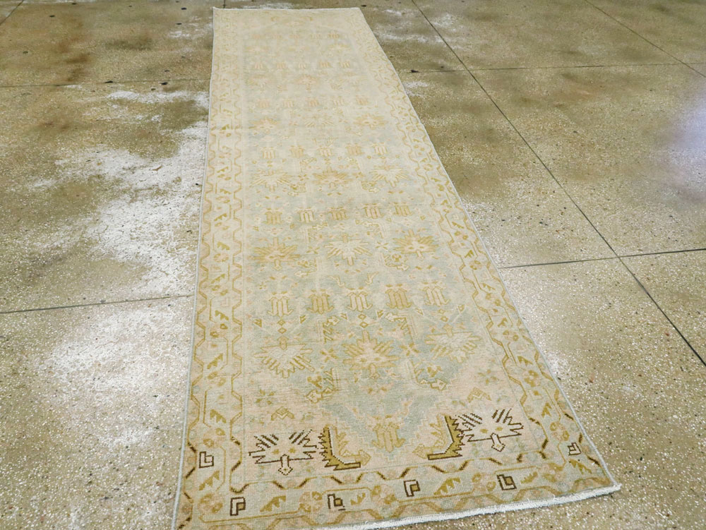 Vintage Persian Malayer Runner, No.27220 - Galerie Shabab