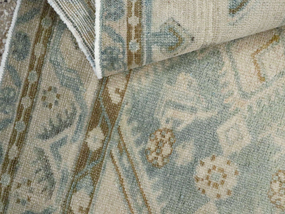 Vintage Persian Malayer Throw Rug, No.27221 - Galerie Shabab