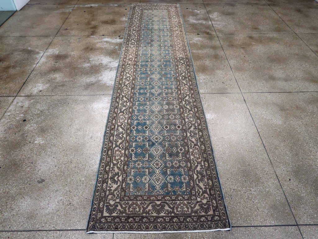 Vintage Persian Malayer Runner, No.27224 - Galerie Shabab
