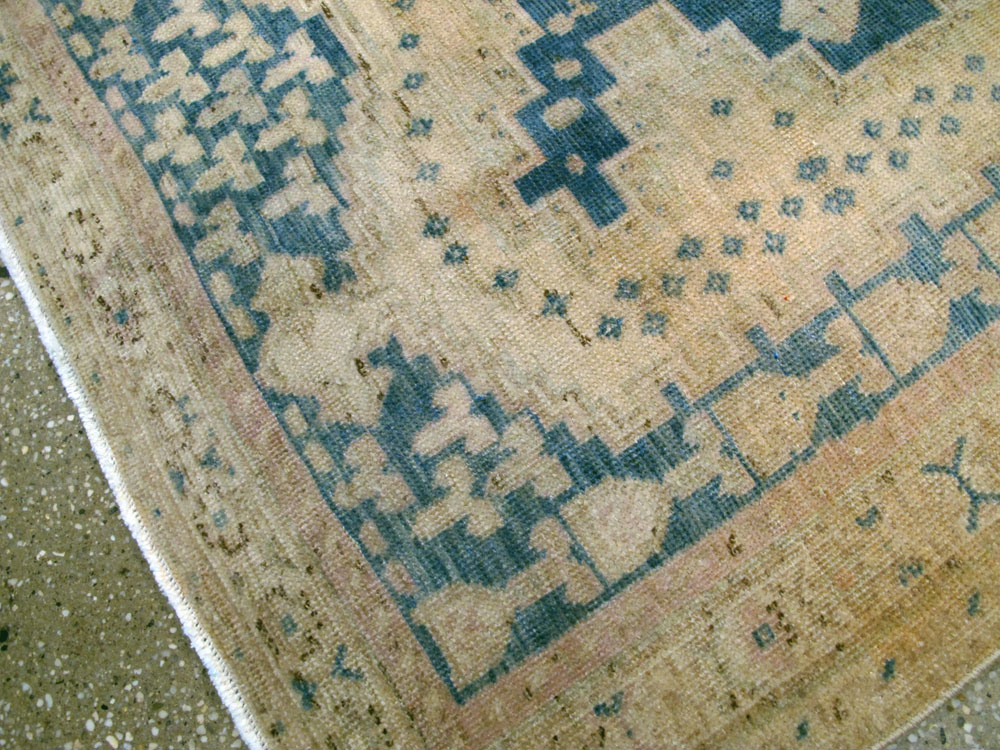 Vintage Persian Afshar Rug, No.27227 - Galerie Shabab