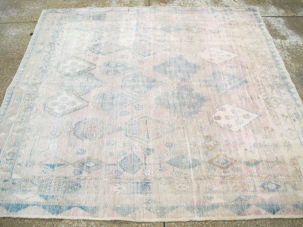 Vintage Persian Afshar Distressed Rug, No.27240 - Galerie Shabab