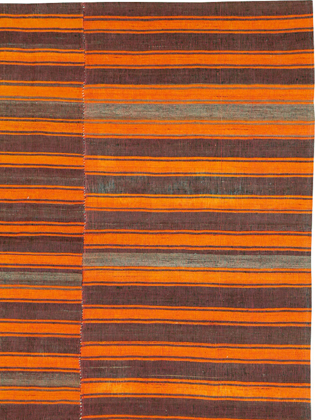 Vintage Turkish Flatweave Kilim Square Room Size Rug, No.27262 - Galerie Shabab