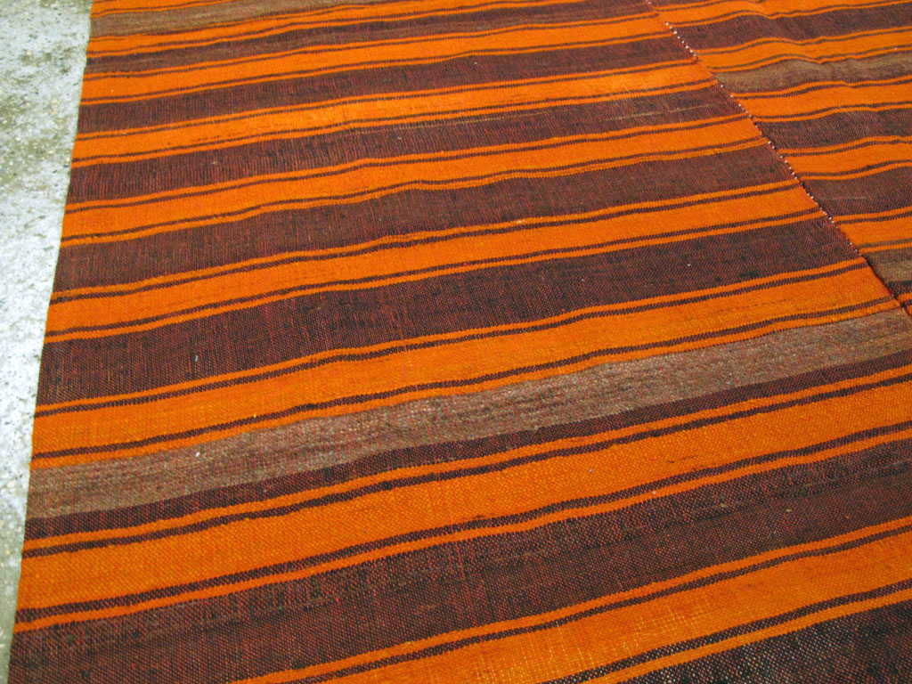 Vintage Turkish Flatweave Kilim Square Room Size Rug, No.27262 - Galerie Shabab