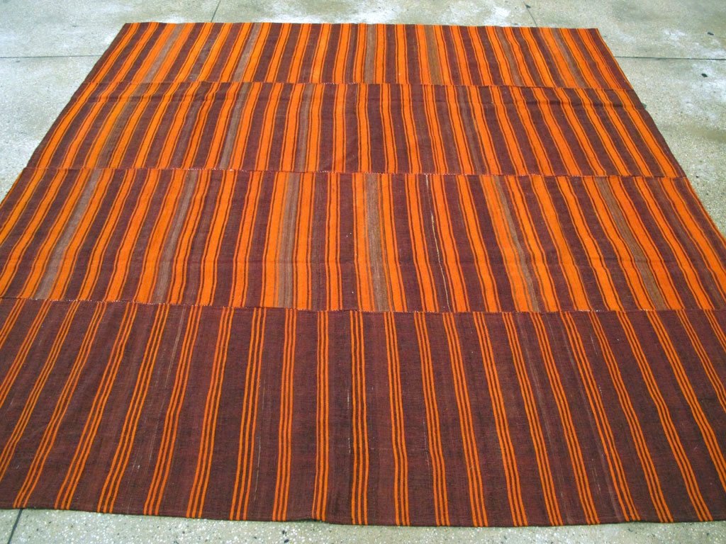 Vintage Turkish Flatweave Kilim Square Room Size Rug, No.27262 - Galerie Shabab