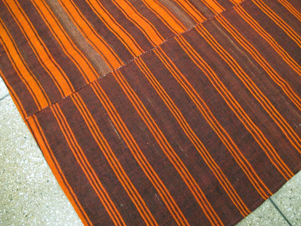 Vintage Turkish Flatweave Kilim Square Room Size Rug, No.27262 - Galerie Shabab