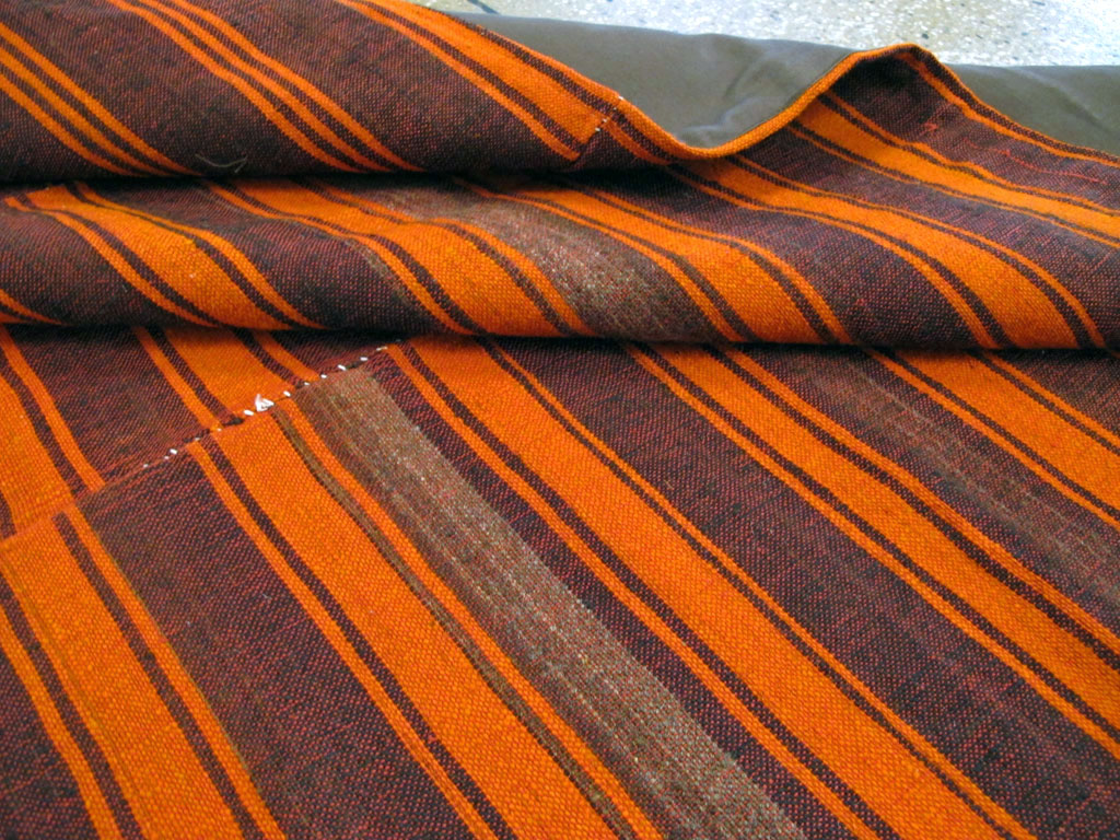 Vintage Turkish Flatweave Kilim Square Room Size Rug, No.27262 - Galerie Shabab