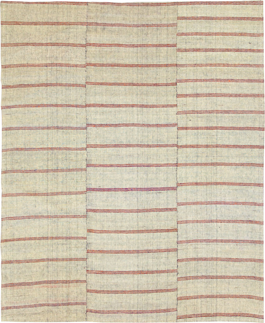 Vintage Turkish Flatweave Kilim Accent Rug, No.27264 - Galerie Shabab