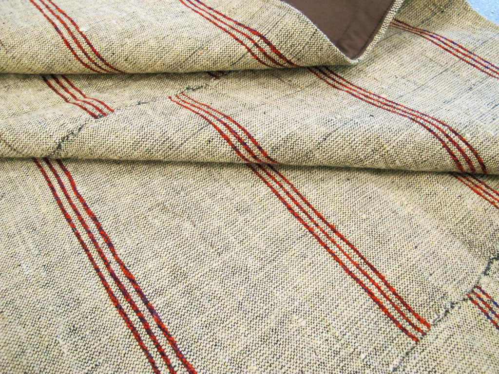 Vintage Turkish Flatweave Kilim Accent Rug, No.27264 - Galerie Shabab