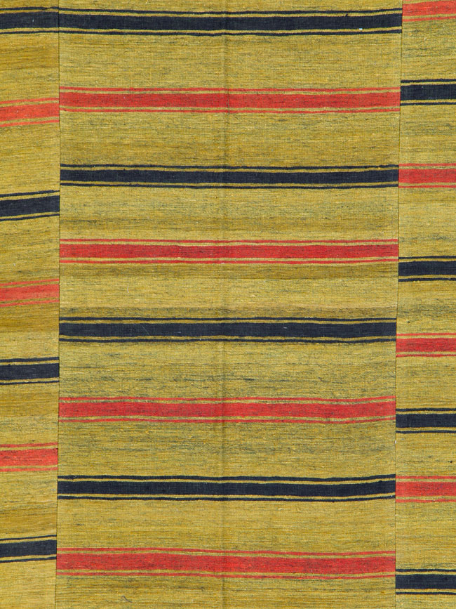 Vintage Persian Flatweave Kilim Accent Rug, No.27268 - Galerie Shabab