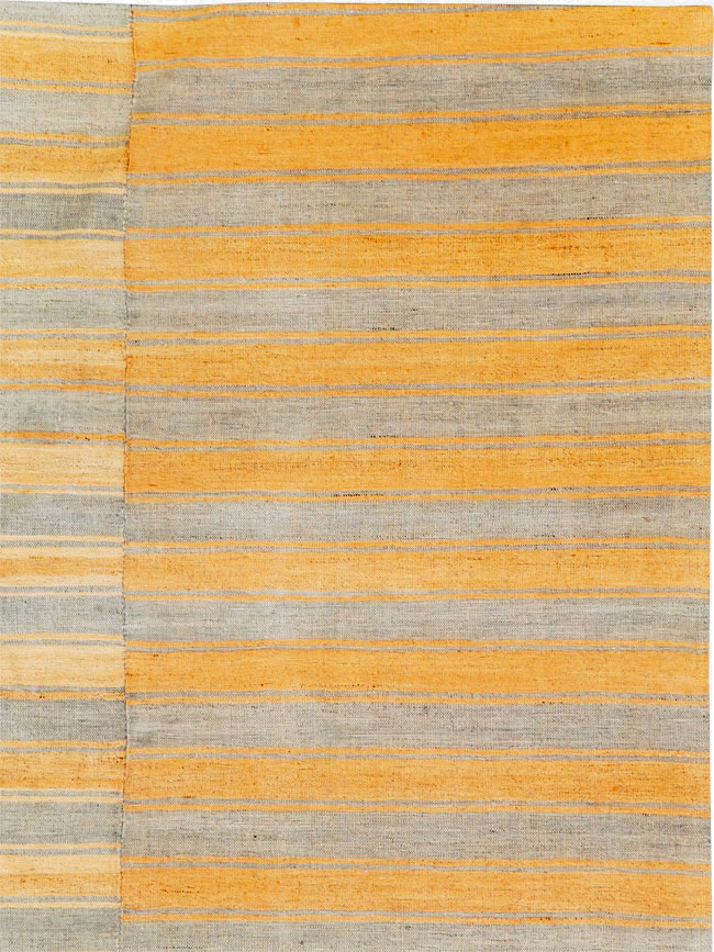 Vintage Turkish Flatweave Kilim Accent Rug, No.27275 - Galerie Shabab