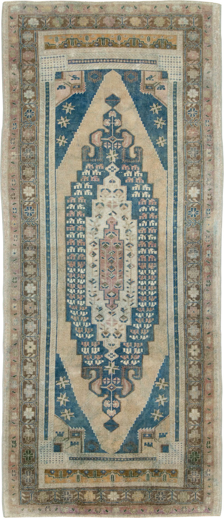 Vintage Turkish Anatolian Gallery Rug, No.27280 - Galerie Shabab