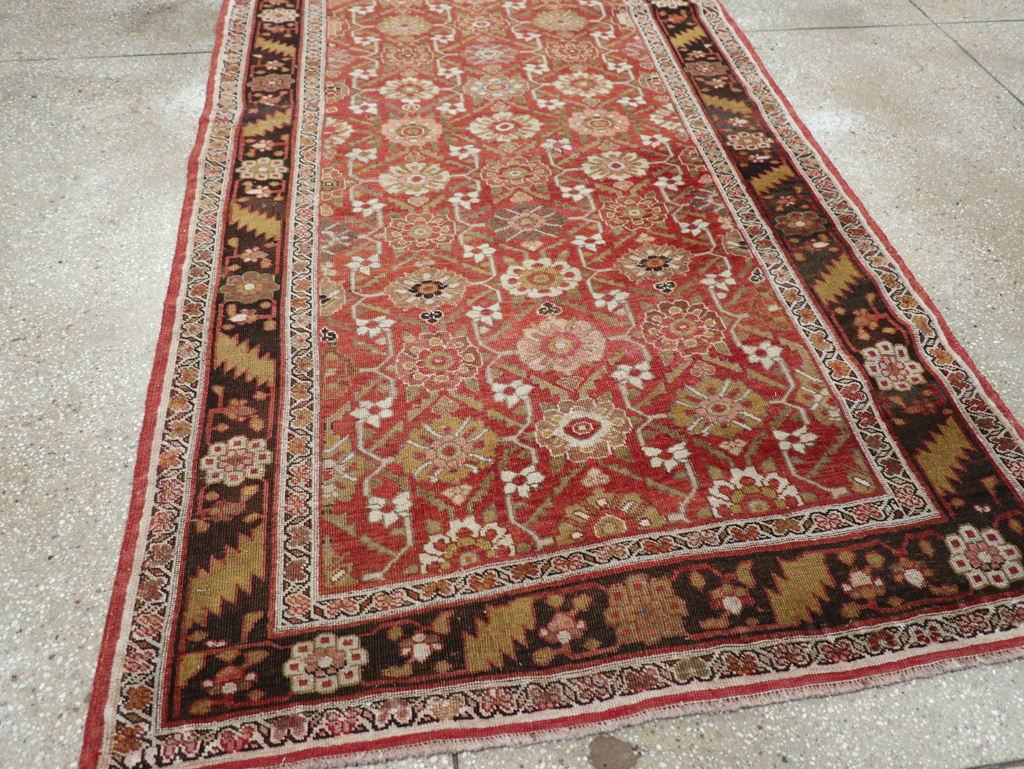 Antique Persian Bidjar Gallery Rug, No.27288 - Galerie Shabab