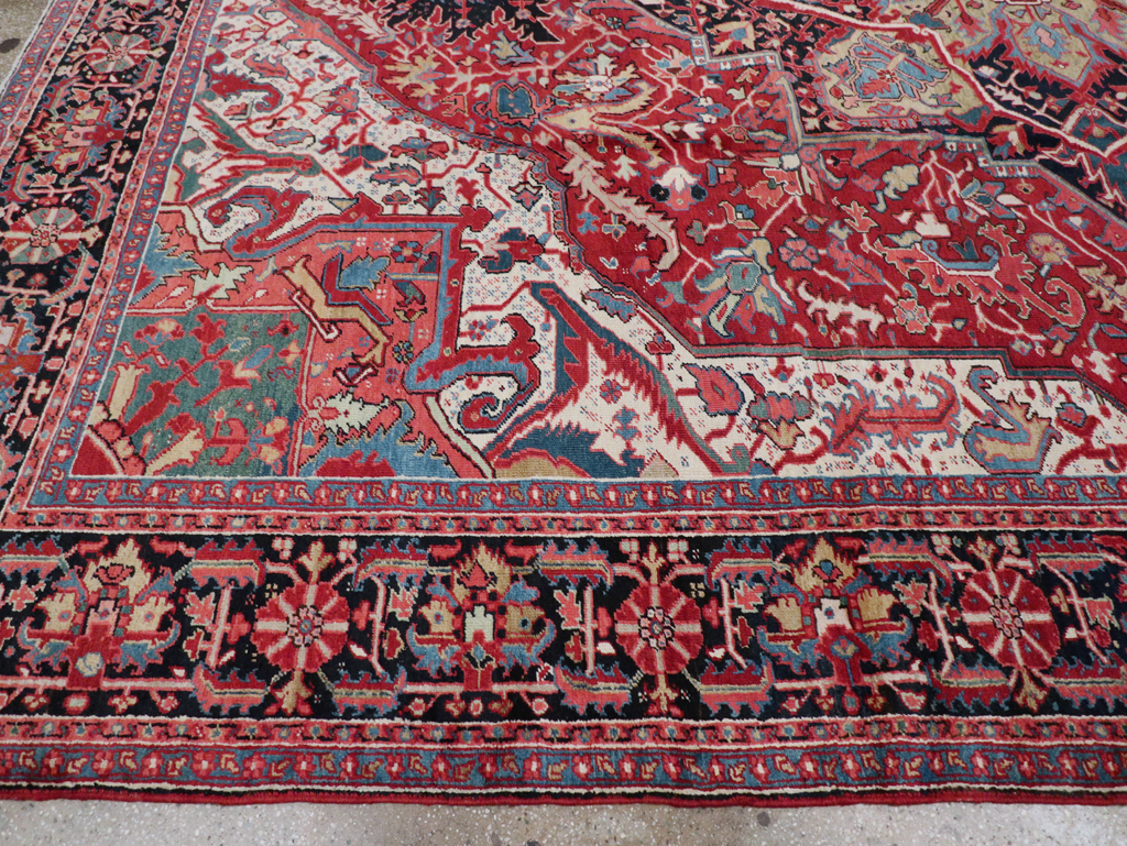 Antique Persian Heriz Carpet, No.27299 - Galerie Shabab