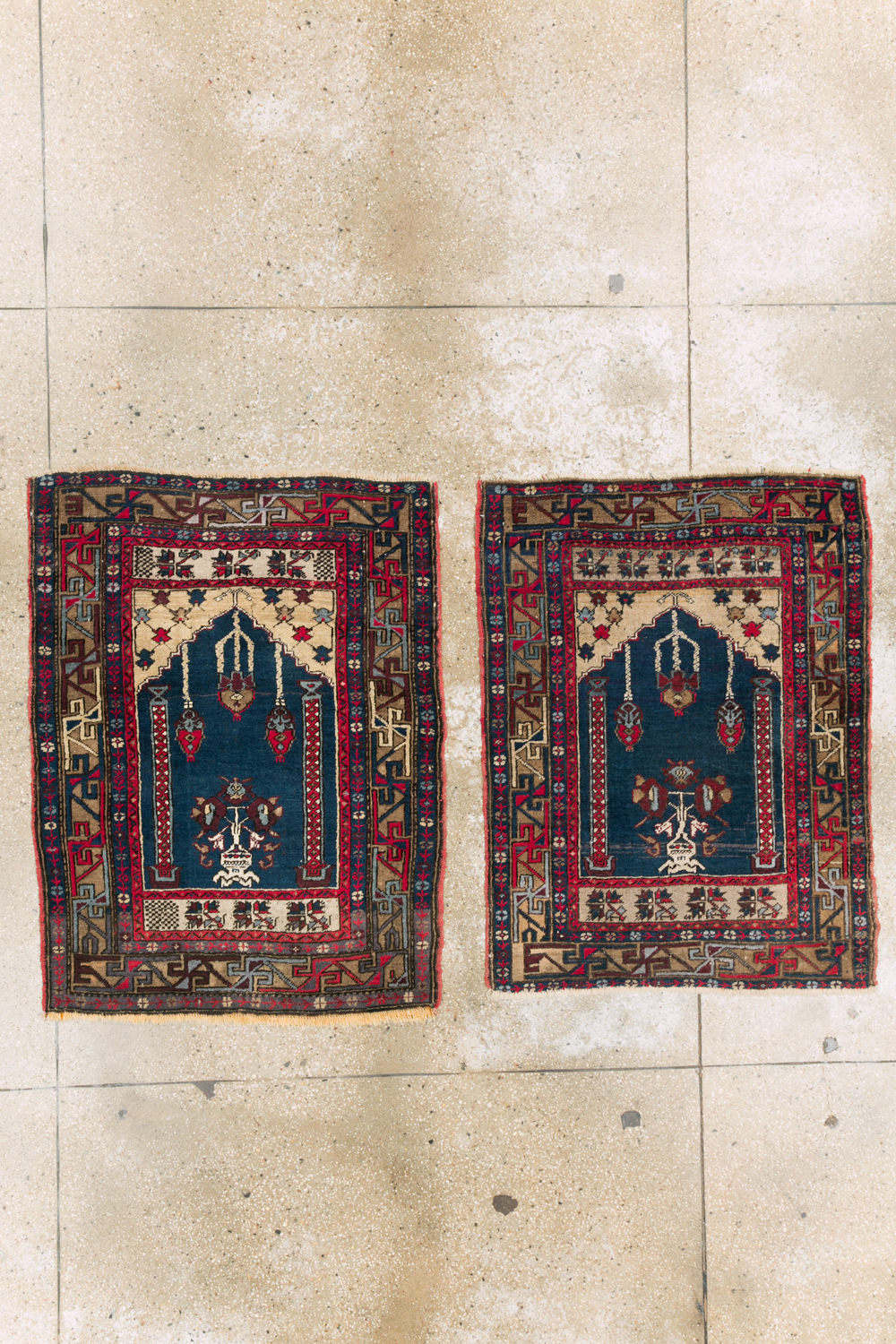 Antique Turkish Anatolian Rug (Pair: 1 of 2), No.27300 - Galerie Shabab