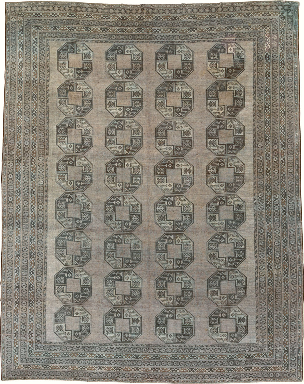 Vintage Central Asian Bokhara Carpet, No.27304 - Galerie Shabab