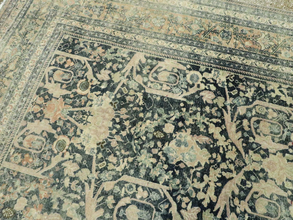 Antique Persian Tabriz Carpet, No.27309 - Galerie Shabab