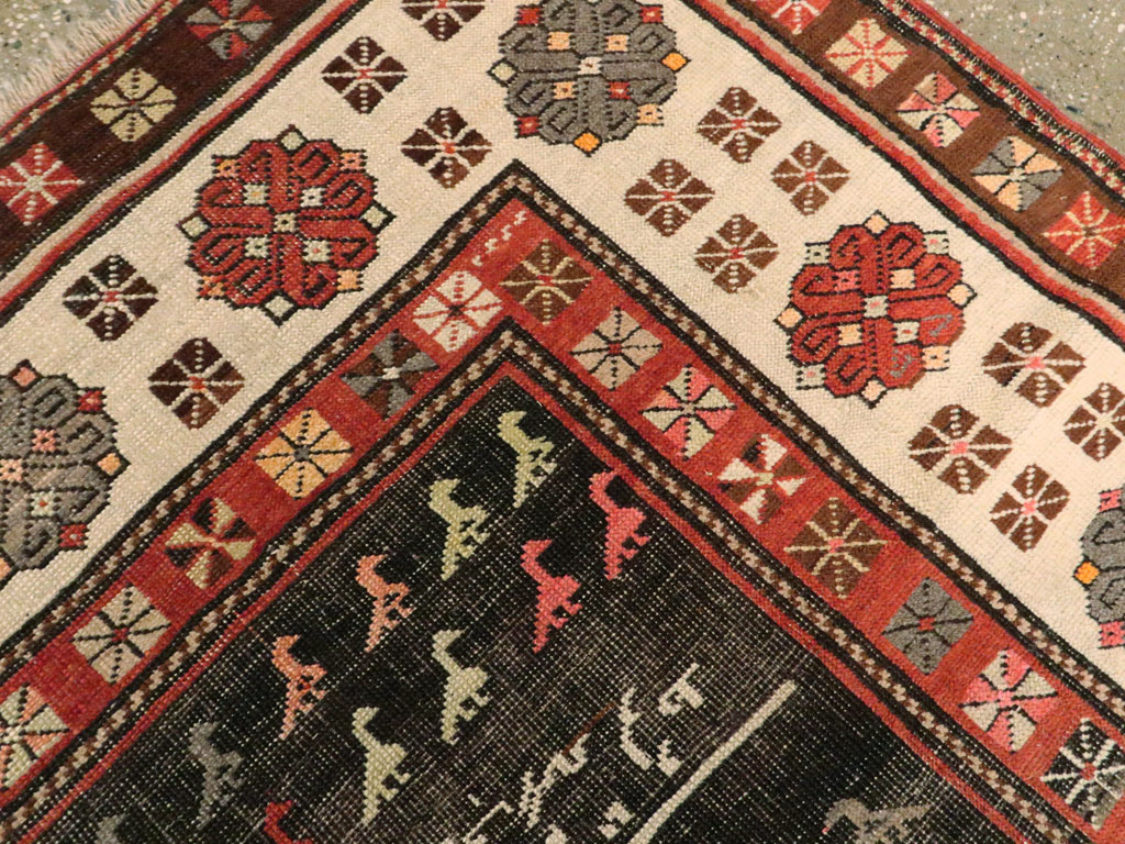 Antique Kurdish Rug, No.27317 - Galerie Shabab