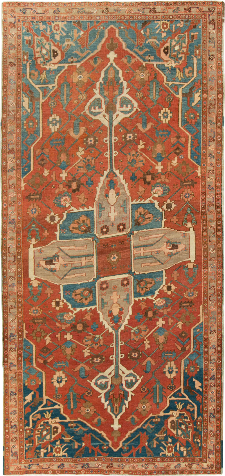 Antique Persian Serapi Gallery Carpet, No.27326 - Galerie Shabab