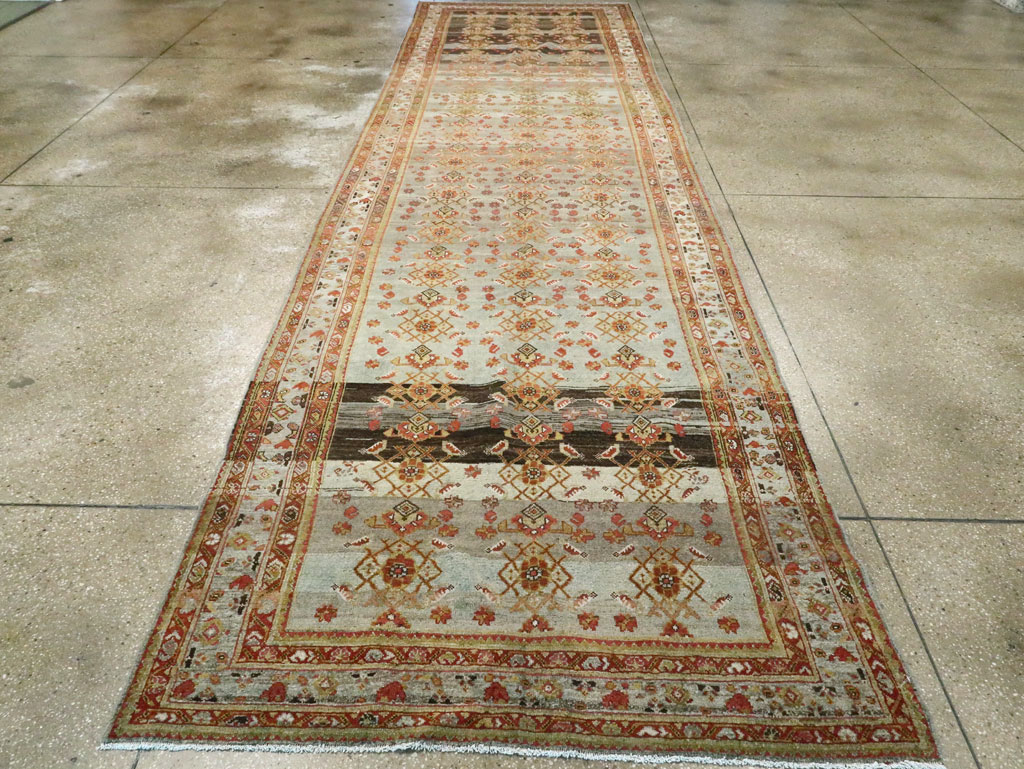 Antique Persian Malayer Wide Gallery Runner, No.27334 - Galerie Shabab