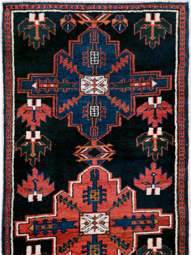 Antique Persian Malayer Runner, No.27335 - Galerie Shabab