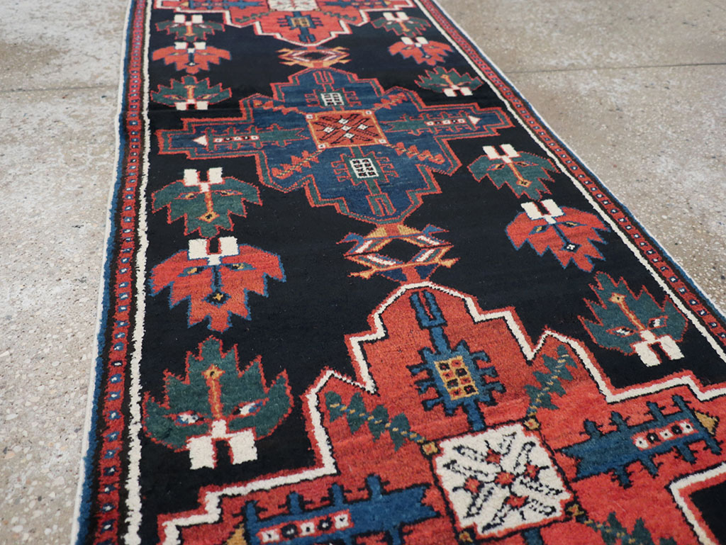 Antique Persian Malayer Runner, No.27335 - Galerie Shabab