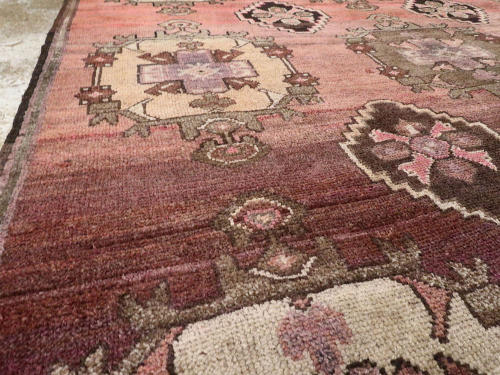 Vintage Turkish Anatolian Carpet, No.27336 - Galerie Shabab