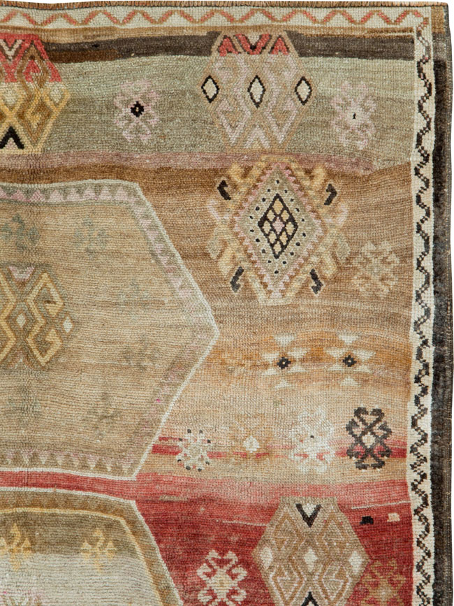Vintage Turkish Anatolian Rug, No.27340 - Galerie Shabab