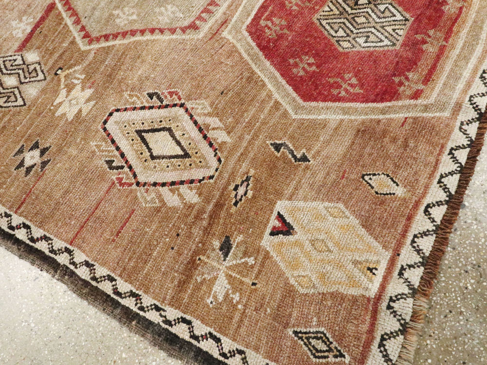 Vintage Turkish Anatolian Rug, No.27340 - Galerie Shabab