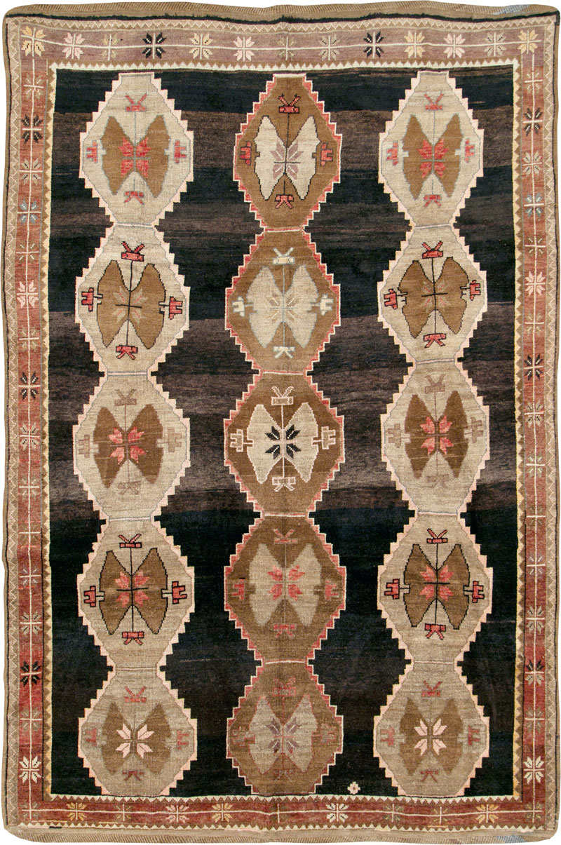 Vintage Turkish Anatolian Carpet, No.27341 - Galerie Shabab