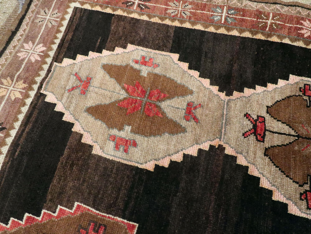 Vintage Turkish Anatolian Carpet, No.27341 - Galerie Shabab