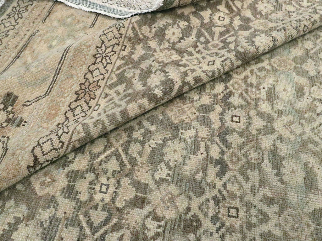 Antique Persian Malayer Large Carpet, No.27342 - Galerie Shabab