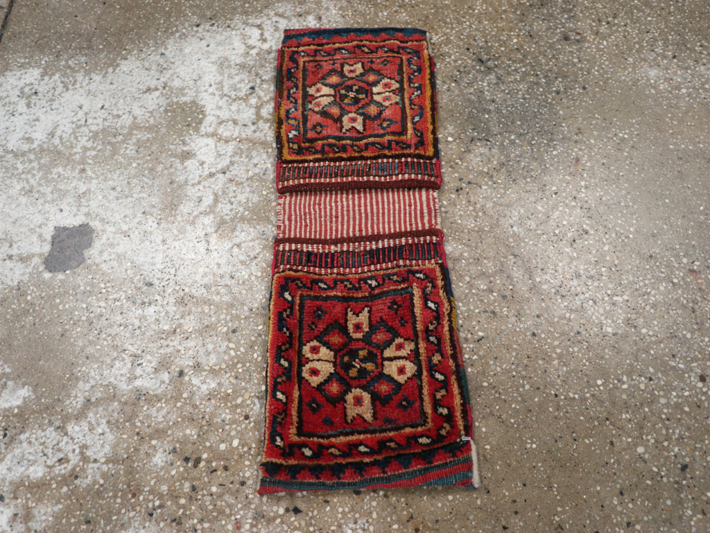 Vintage Persian Shiraz Saddlebag (Khorjin), No.27349 - Galerie Shabab