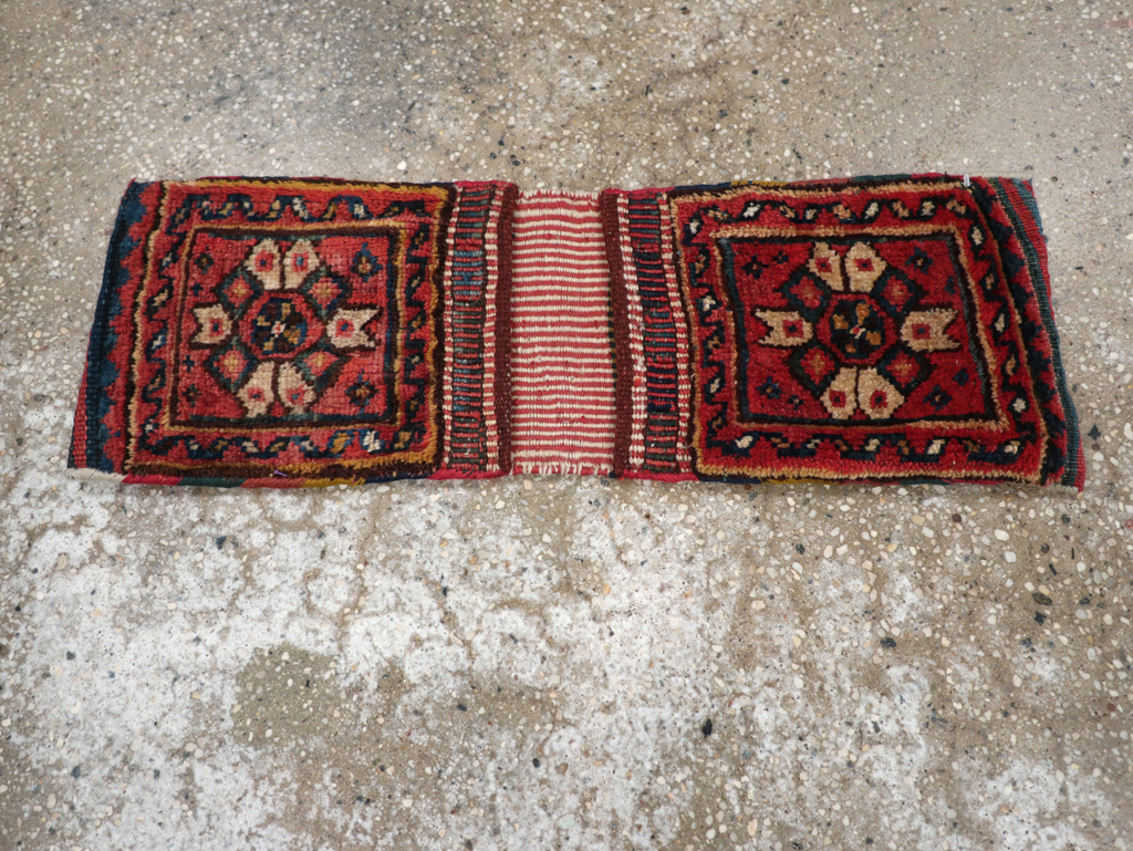 Vintage Persian Shiraz Saddlebag (Khorjin), No.27349 - Galerie Shabab