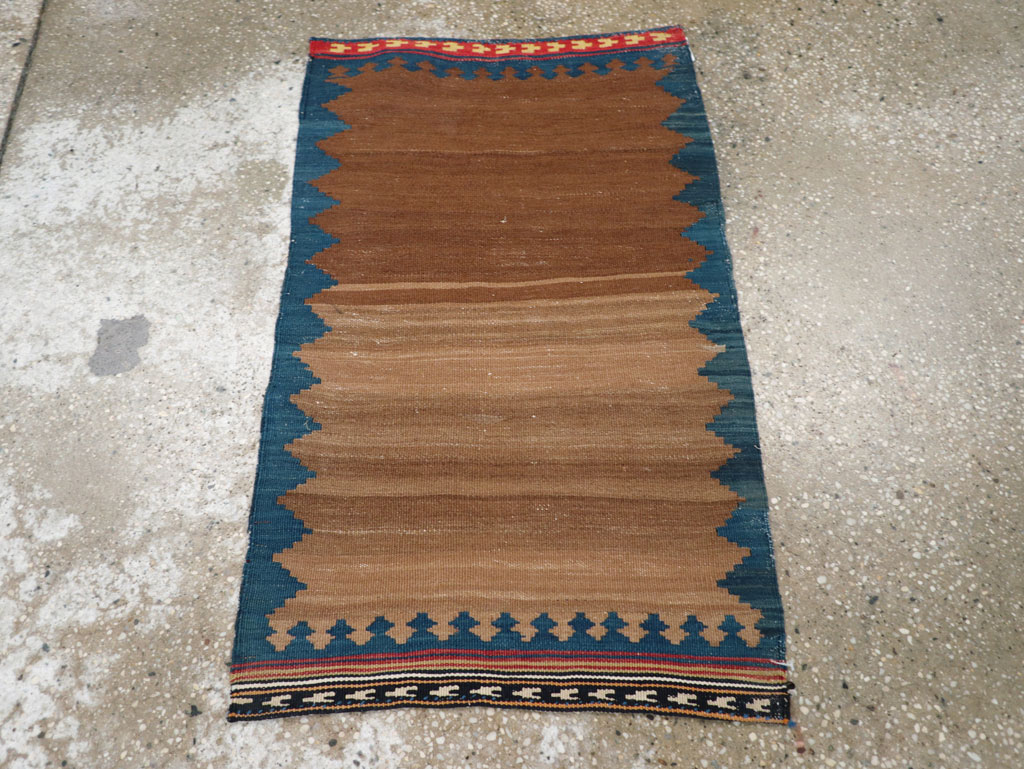 Vintage Persian Kilim Throw Rug, No.27352 - Galerie Shabab