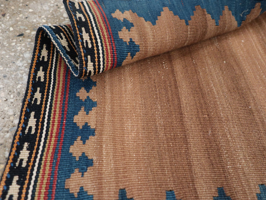 Vintage Persian Kilim Throw Rug, No.27352 - Galerie Shabab