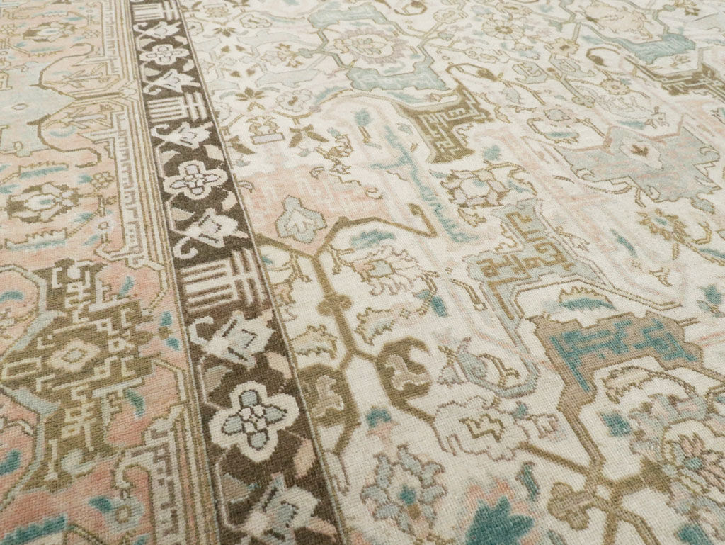 Vintage Persian Tabriz Room Size Carpet, No.27358 - Galerie Shabab