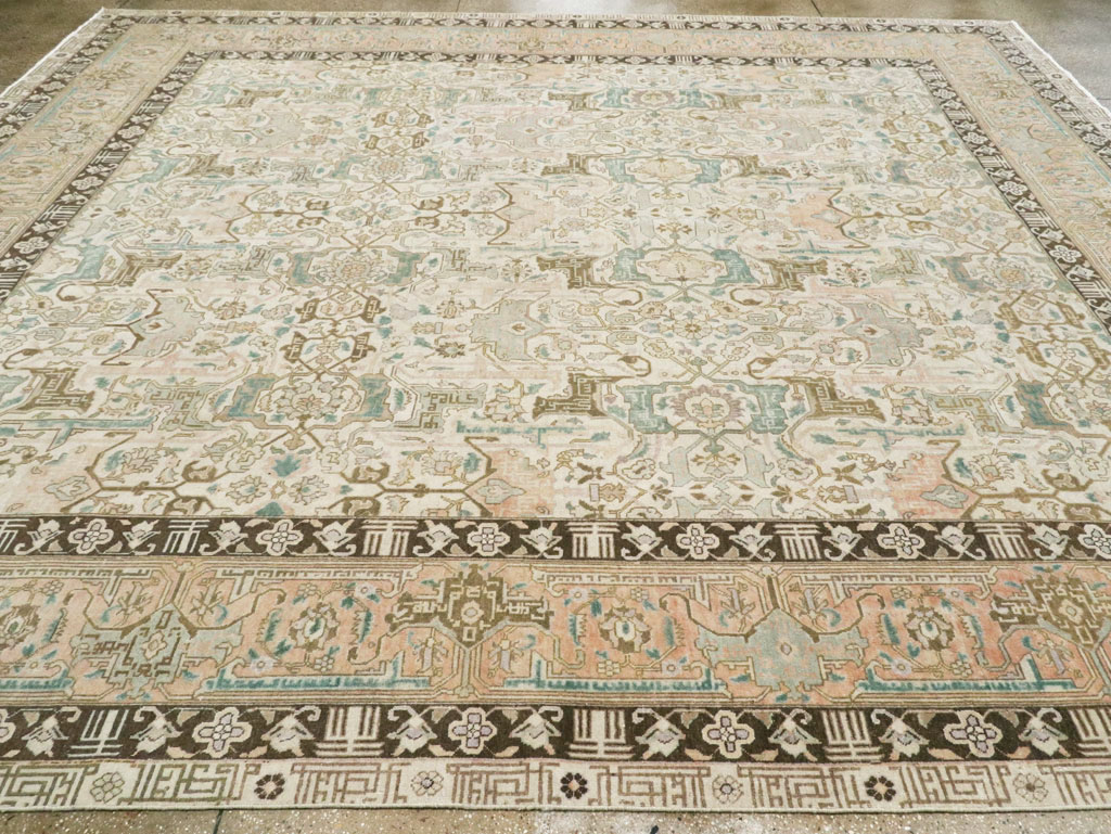 Vintage Persian Tabriz Room Size Carpet, No.27358 - Galerie Shabab