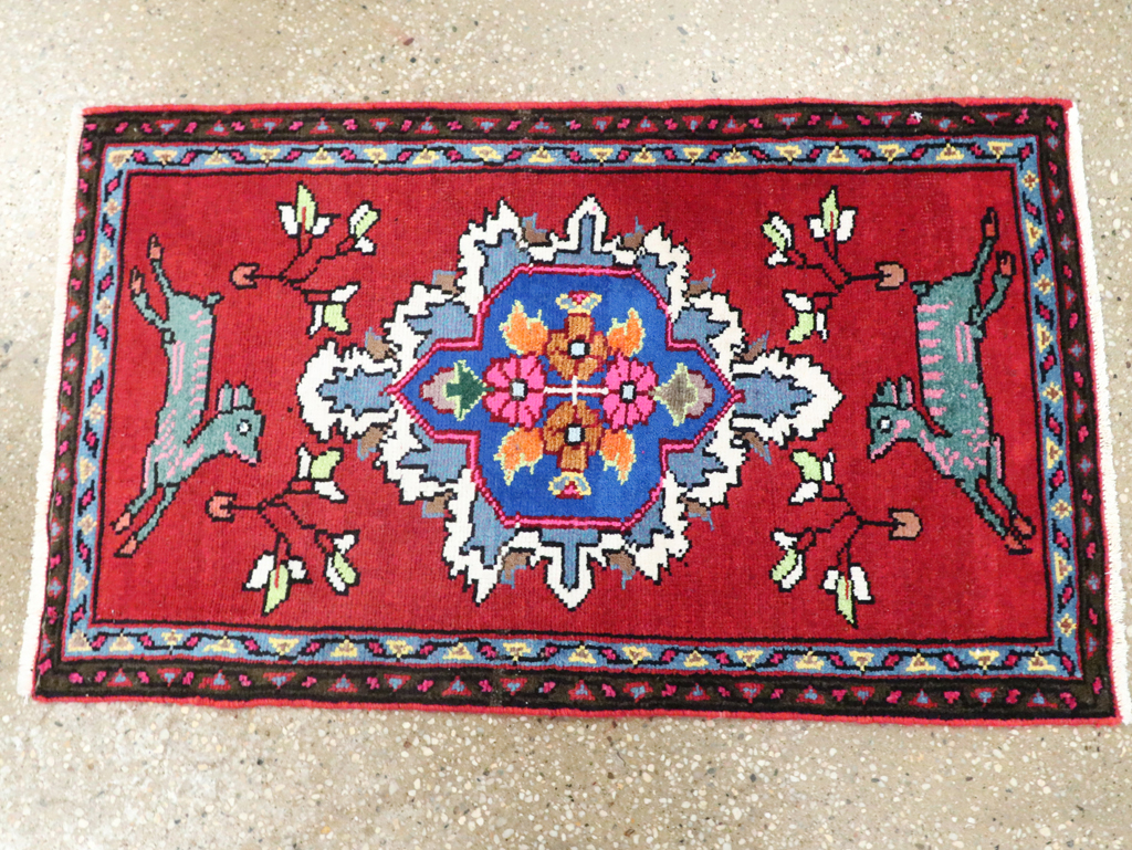Vintage Persian Hamadan Pictorial Rug, No.27362 - Galerie Shabab