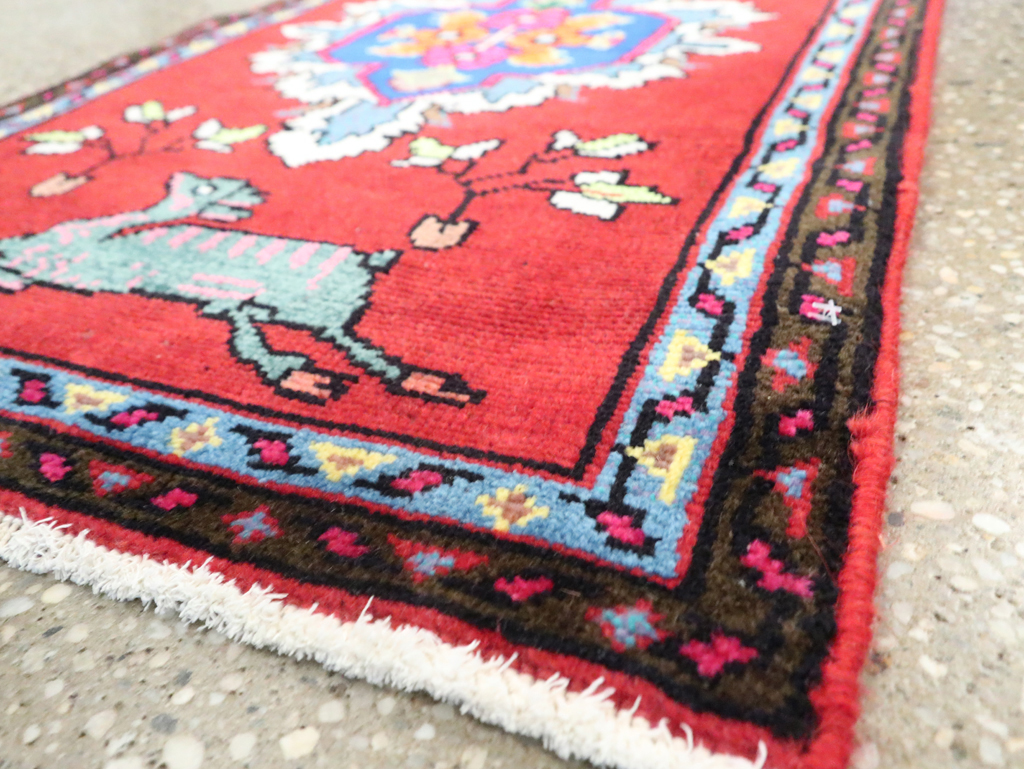 Vintage Persian Hamadan Pictorial Rug, No.27362 - Galerie Shabab