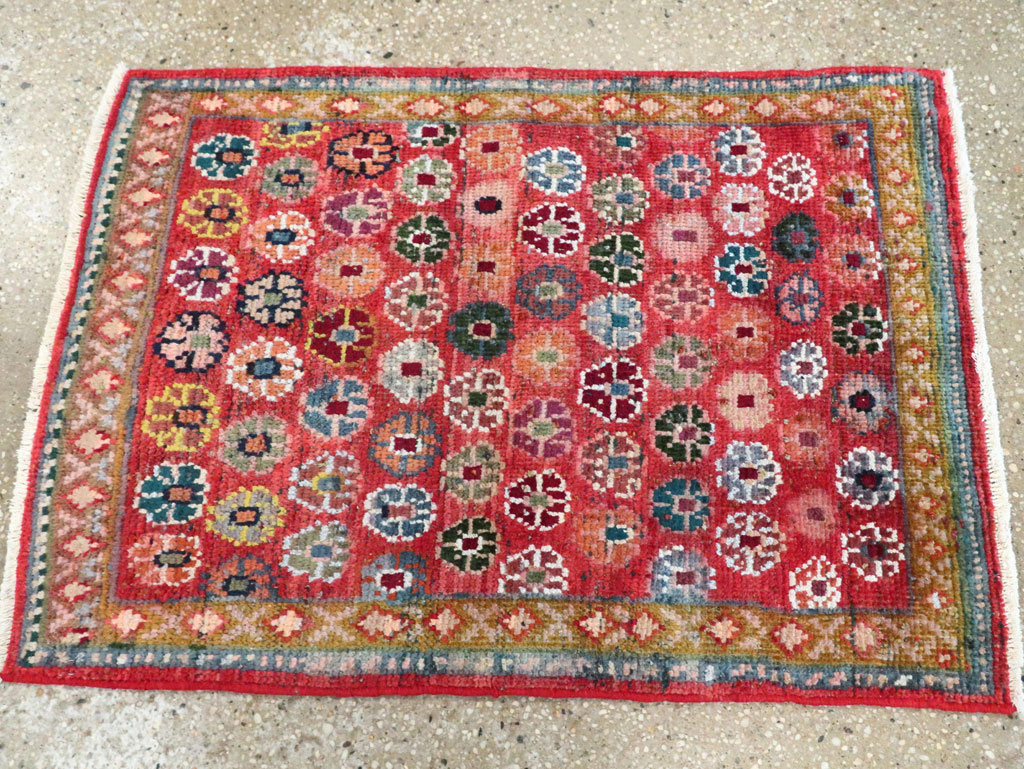 Vintage Persian Mahal Rug, No.27363 - Galerie Shabab