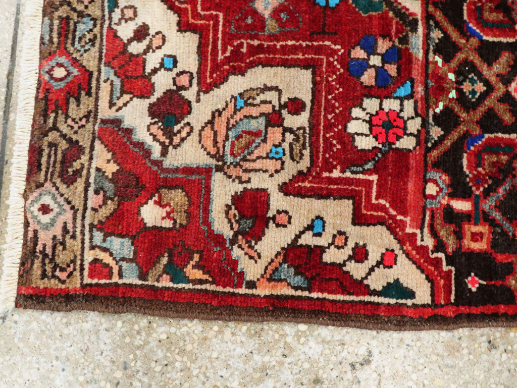 Vintage Persian Wagireh Hamdan Rug, No.27364 - Galerie Shabab