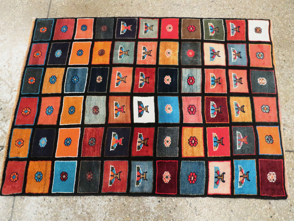 Vintage Persian Mahal Throw Rug, No.27366 - Galerie Shabab